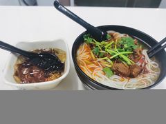 -一品郑记重庆牛肉米线馆(东泰路店)