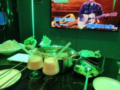 -唯爱KTV聚会餐厅(仙林东城汇店)
