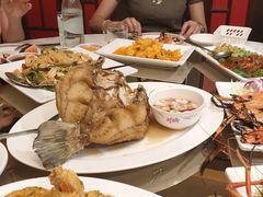 -光海鲜鱼翅餐厅(叻差拉披色路店)