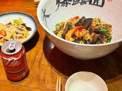 -李犟大爆鳝面·手工蟹黄包(湖滨西湖店)