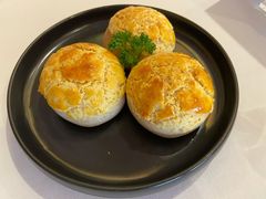 酥皮叉烧包-白天鹅宾馆-宏图府餐厅