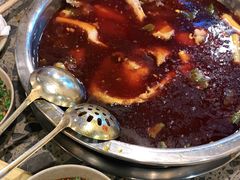 -肖肖酸萝卜鱼火锅(总店)