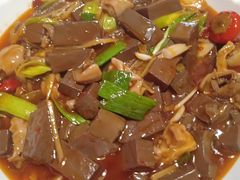 -山城家常菜铁锅炖鱼