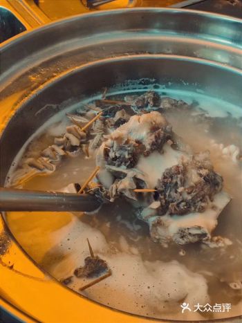 数牛牛牛杂|老挝园里面的小吃店