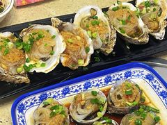 -休记光头香辣蟹干锅店(衣冠庙店)