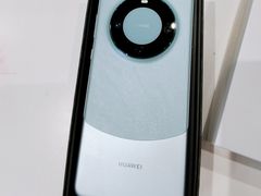 -华为授权体验店(中山公园来福士)