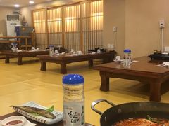 -青瓦餐厅·生鱼片·韩园烤肉(西塔店)