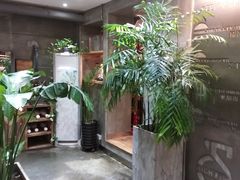 -HIGH FIVE哈福手工汉堡(桂林路店)