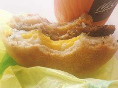 -麦当劳(展览路店)