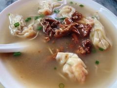 牛腩鲜虾云吞面-初记正宗云吞面