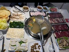 -山海龙·潮汕牛肉火锅(奥林春天店)