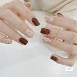 -Pink You美甲洗眉纹绣定制中心