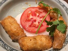 -大头虾越式风味餐厅(光明广场店)