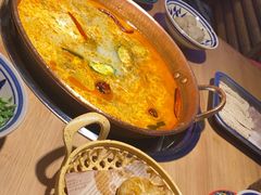 -洱火云南酸菜牛肉火锅(石景山当代商城店)