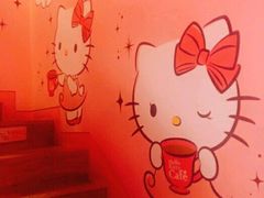 kitty图案的-Hello Kitty Cafe(弘大店)