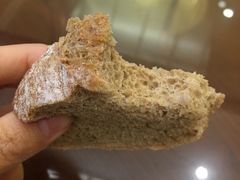 全麦核桃包-欧式面包坊(青岛万象城店)