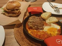-必胜客(万达广场店)