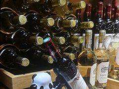 -雍容荟帝王蟹活龙虾展台自助(IFS黑金店)
