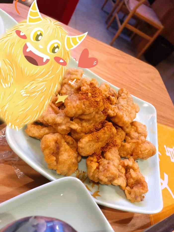 开在南艺后街这边的一家冷锅鱼上次团了个券儿和朋友一起来吃的锅底一