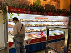 自助取餐区-马路边边串串香形象店(磐石路店)