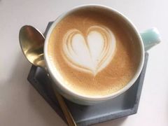 -UNI UNI(环亚凯瑟琳店)