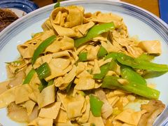 -95号酱骨·一块豆腐(展春园西路店)