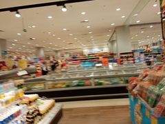 -永旺黄岛购物中心