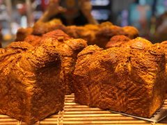 层层香浓吐司-巴黎贝甜·生日蛋糕(杭州文二路店)