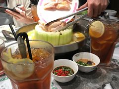 -禄婶鸡煲·打边炉