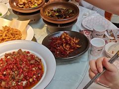 -阿瓦山寨·湘菜现炒·剁椒鱼头王(咸阳总店)