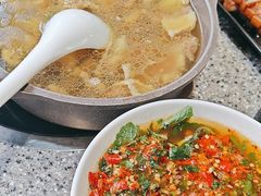 -嘎洒汤锅·花腰傣美食