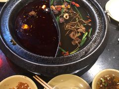 -唇辣号重庆老火锅(亦庄店)