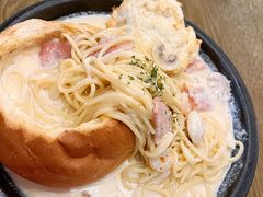 面包奶油意面-机器人火炉披萨