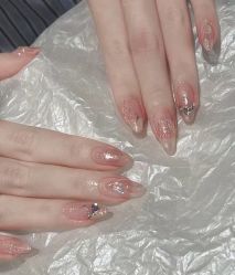 -悦指间美甲美睫