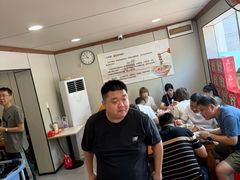 -岳记羊肠馆(陵园小区店)