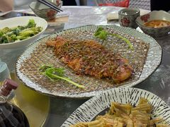 -天天向上素食餐厅(五台山店)
