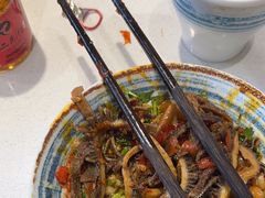 -二荆条·城市森林火锅旗舰店