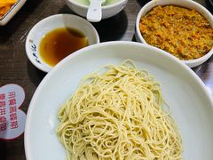 -裕兴记•蟹黄面馆(人民广场店)