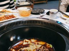 -哈尔滨烧烤·山河村铁锅炖(交大店)