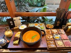 -银米·云南传统过桥米线(双廊黑金冠店)