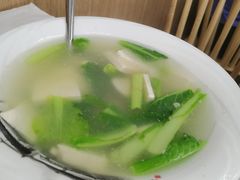 文蛤豆腐汤-北戴河庆山饭店·海鲜砂锅粥(北戴河黑石路店)