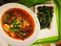 -老乡鸡(亳州路天庆大厦店)