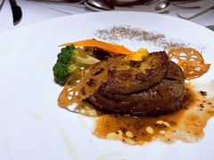 菲力牛排配香煎鹅肝-王品牛排(杭州大厦店)