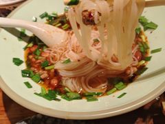-八月美食小馆(银泰城总店)