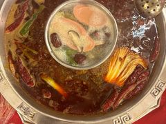 -山城年华老火锅(玉林店)