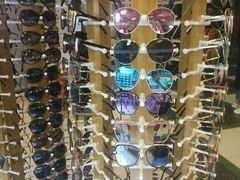 -臻美视爵眼镜·明月·依视路·蔡司折扣店(广渠门店)