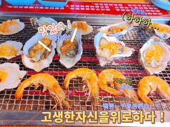 蒜蓉烤生蚝-蚝英雄鲜蚝自助专门店(长楹天街直营店)