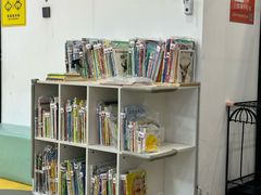 -澳洲袋鼠早教(金辉环球广场店)