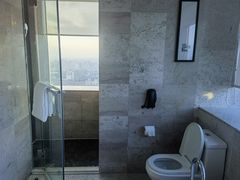 -上海龙之梦万丽酒店