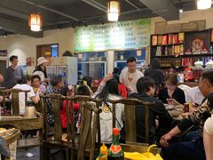 大堂-肖肖酸萝卜鱼火锅(总店)